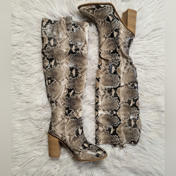 Mi.iM The Saint Faux Snakeskin Tall Boots Black Grey - Picture 2 of 5